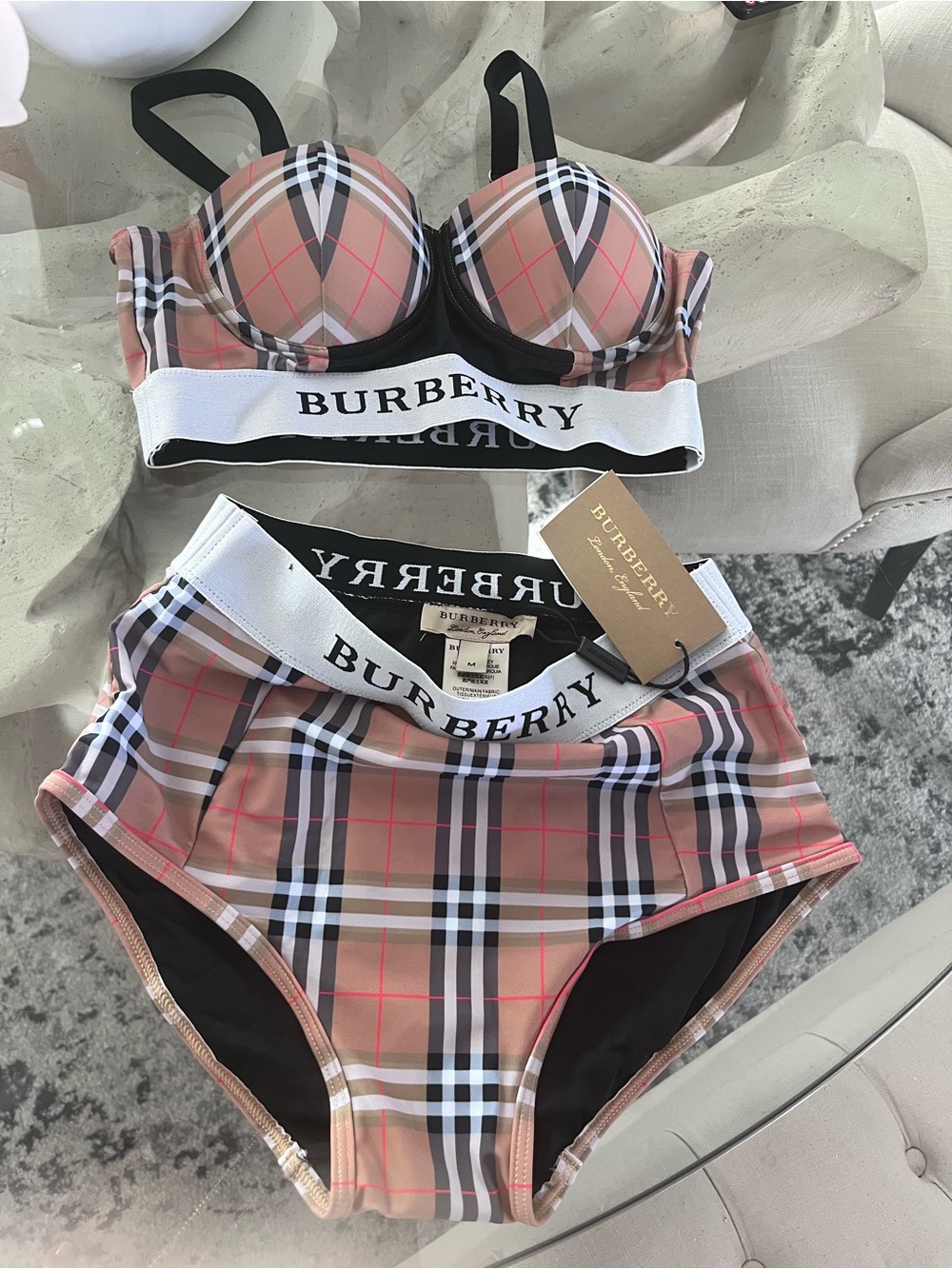 Bathing suit med
